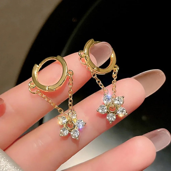 Yellow Gold Women's Delicate - Picture 4 of 5